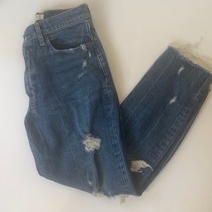 Abercrombie The Mom High Rise jeans
